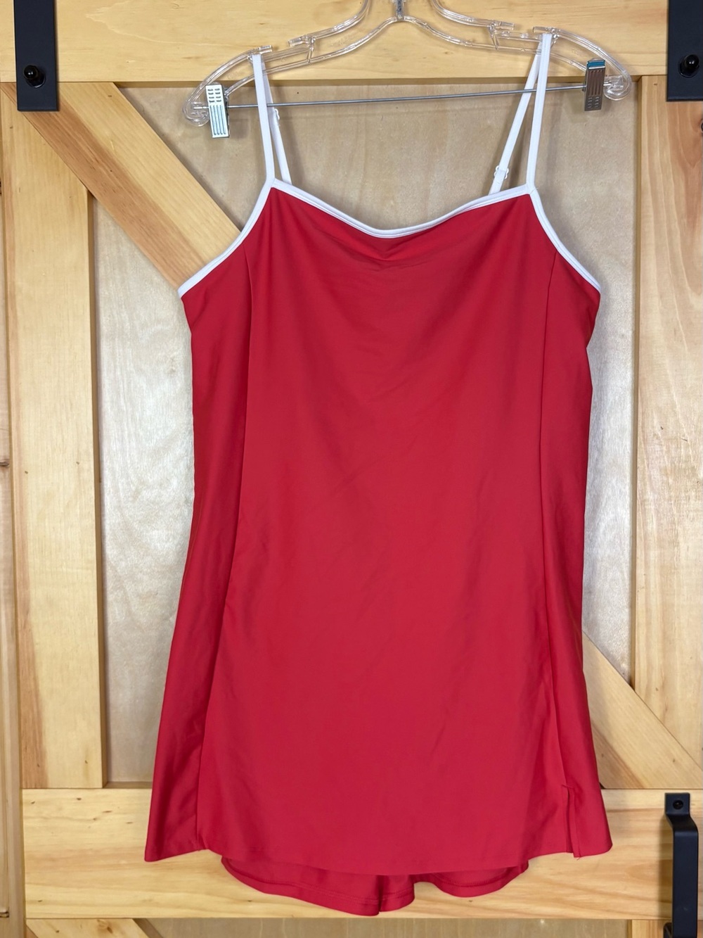 Old Navy PowerSoft Active Dress Size XL Petite Shelf Bra Shorts Adjustable red